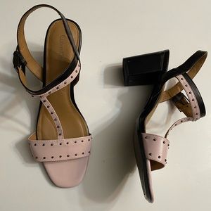 Calvin Klein Carline heel T- strap Sandals - Stacked Heels women’s size 10